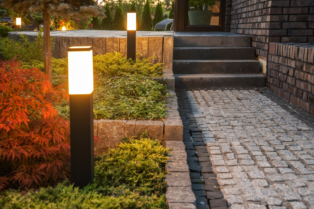 LED outdoor light posts