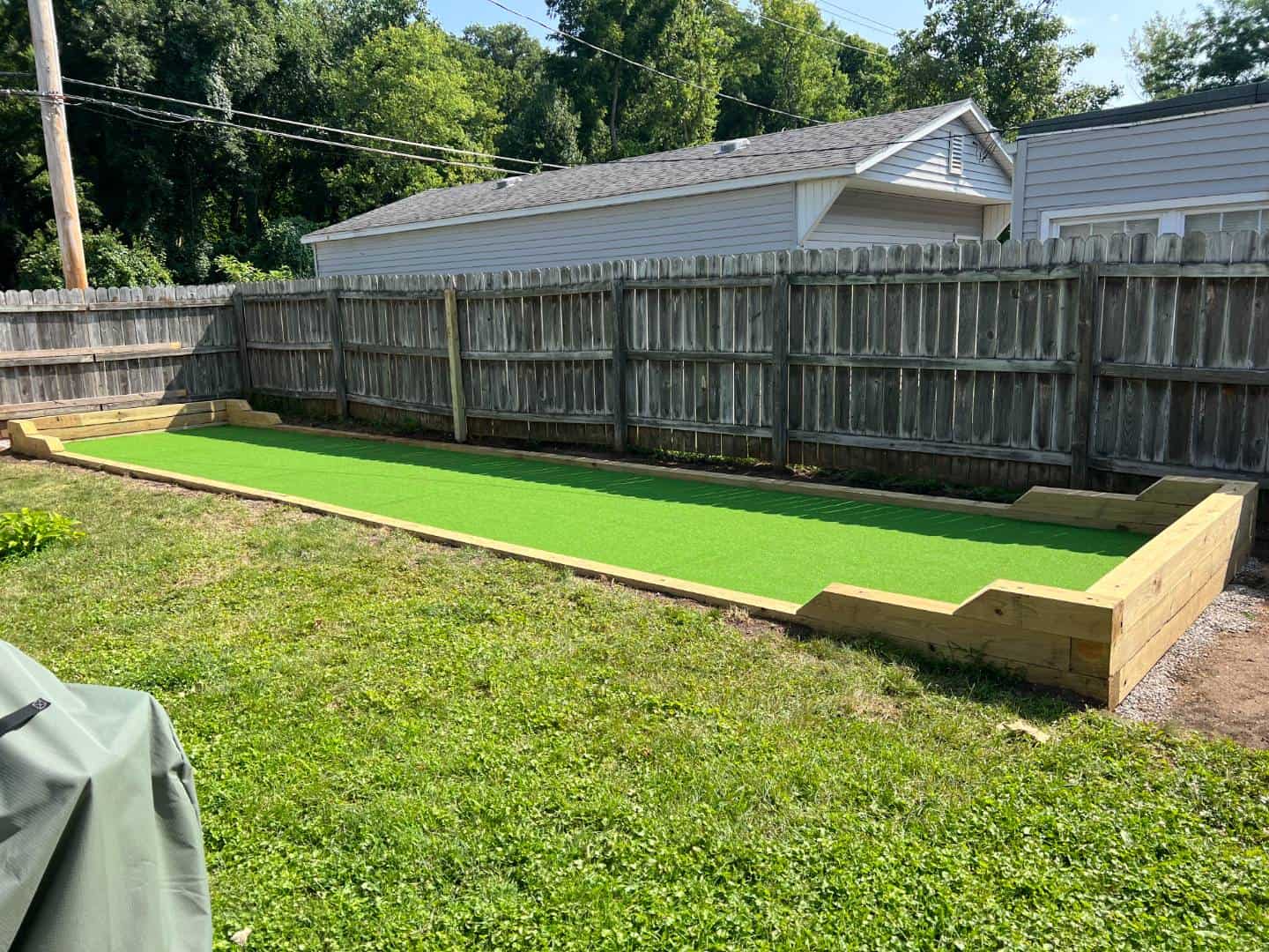 busy-lil-beavers-artificial-turf-elkhart artificial turf for lawns in Granger, South Bend, and Elkhart communities
